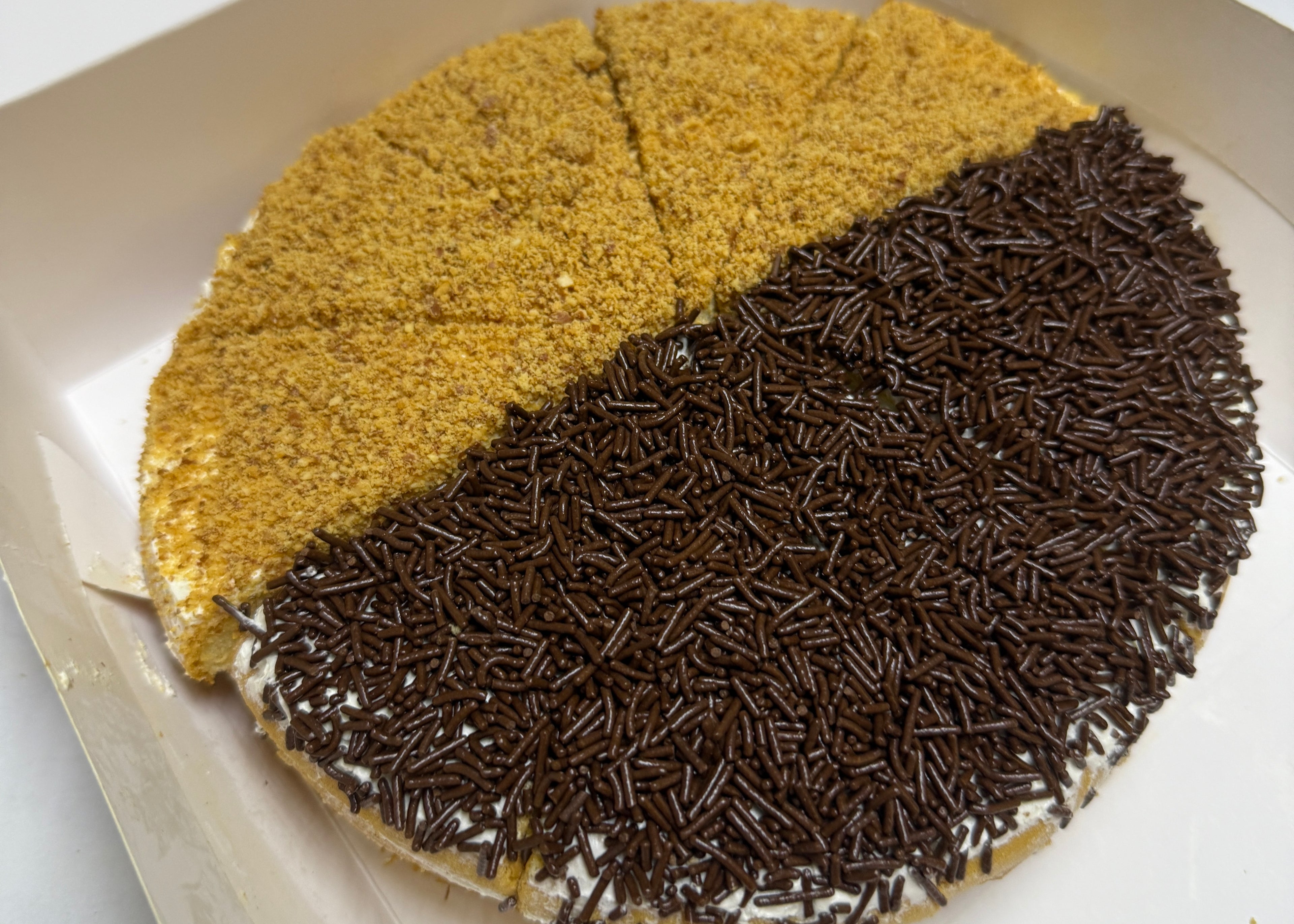 Peanut-Choco Buttercream Sponge Cake (8 inch)